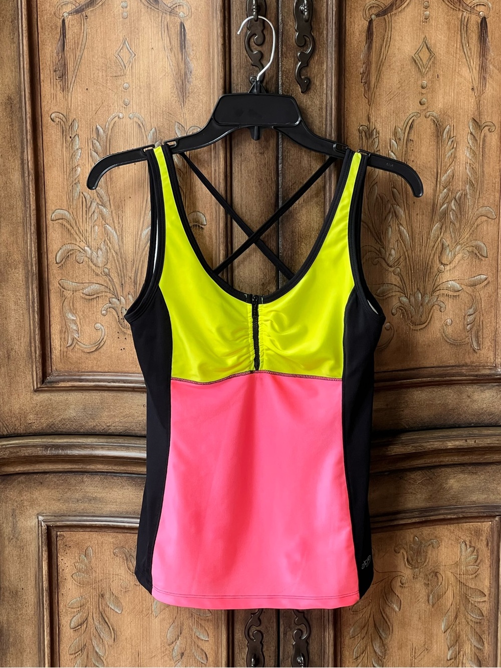 Vintage NWOT Bebe Women Neon Yellow Pink Black Zip Strappy Athletic Top M